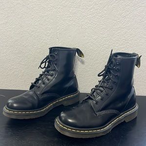 Dr Doc Marten tall combat boots black leather womens US size 8.5
